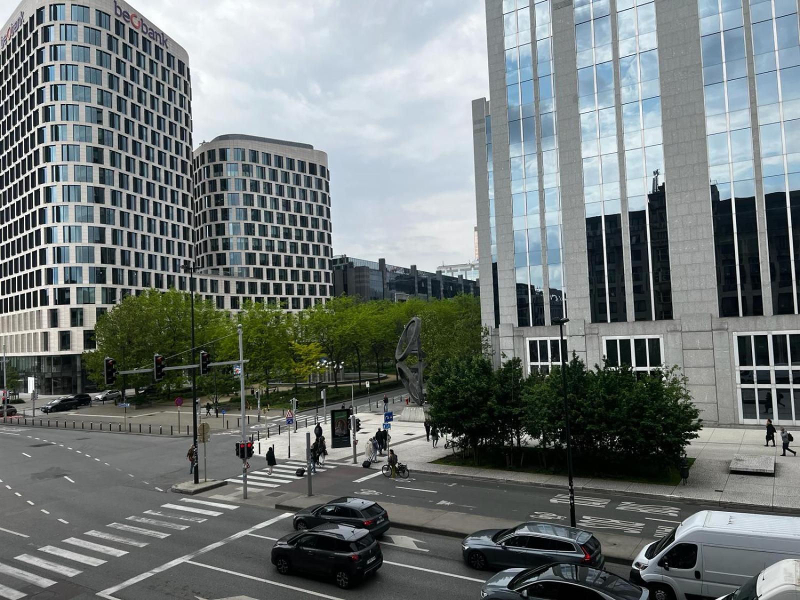 Jardin Botanique Apartment Brussels Luaran gambar